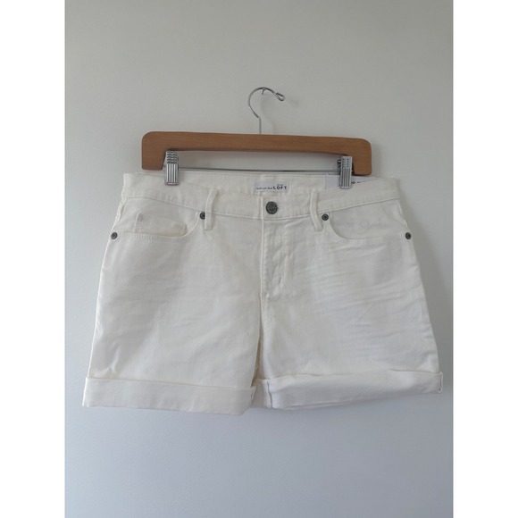LOFT Pants - New Loft White Relaxed Skinny Shorts – Size 6/28